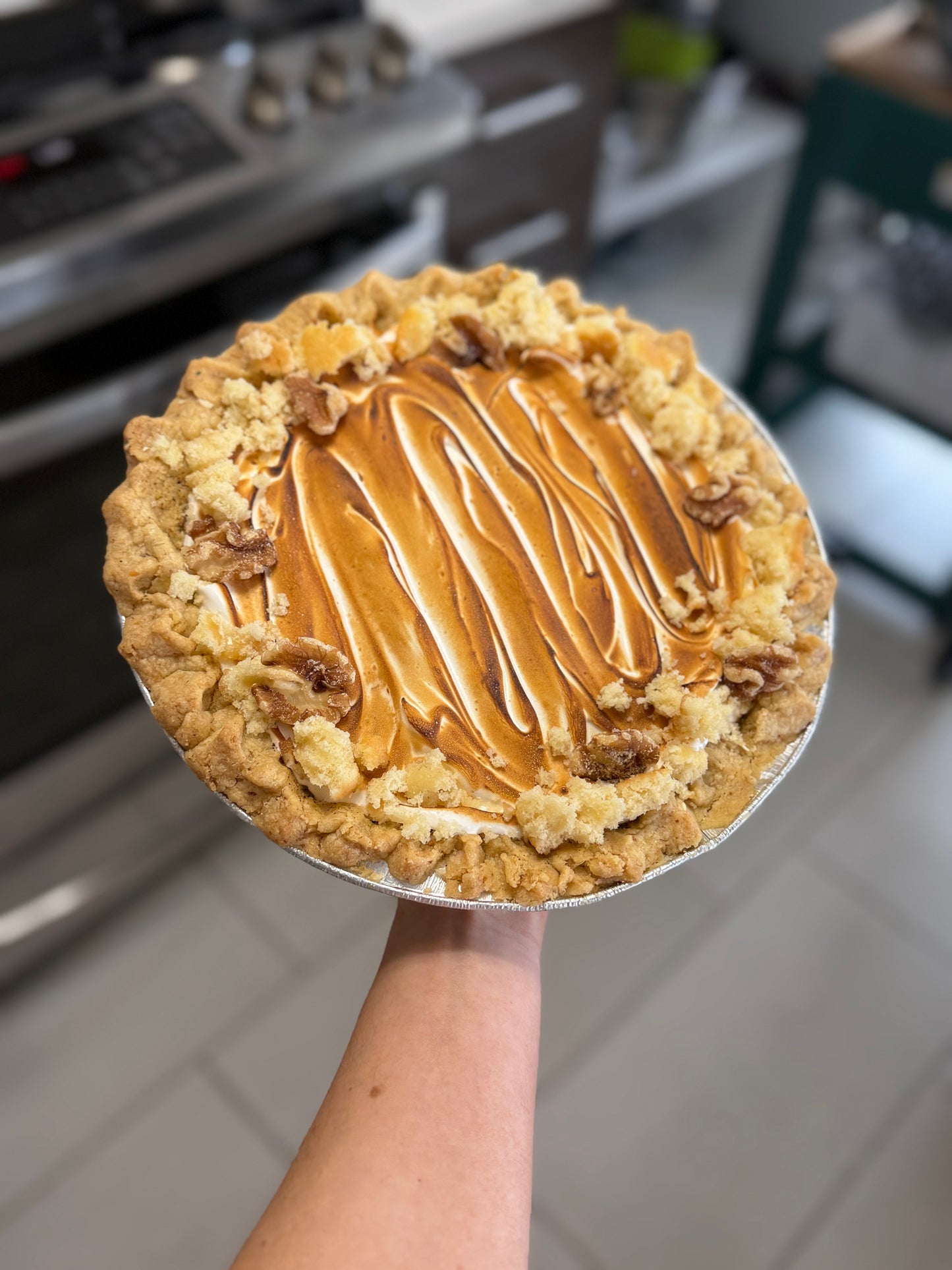 Walnut Crusted Banana Cream Pie, Parve