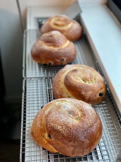 Round Holiday Challot, Parve