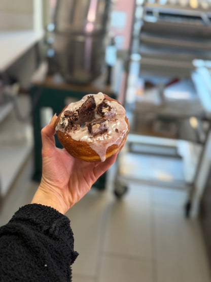 Babka Sufganiyot, Dairy