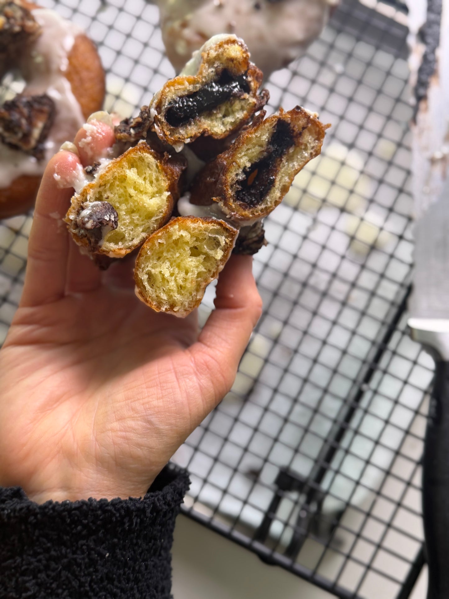 Babka Sufganiyot, Dairy