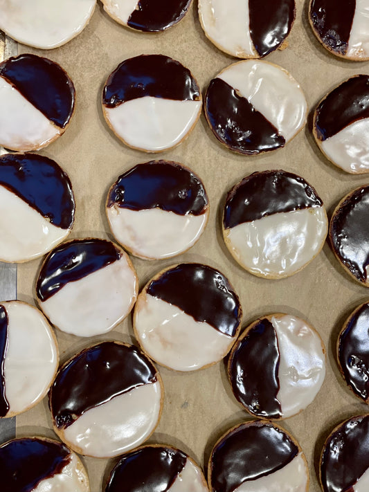 Black & White Cookies, Parve